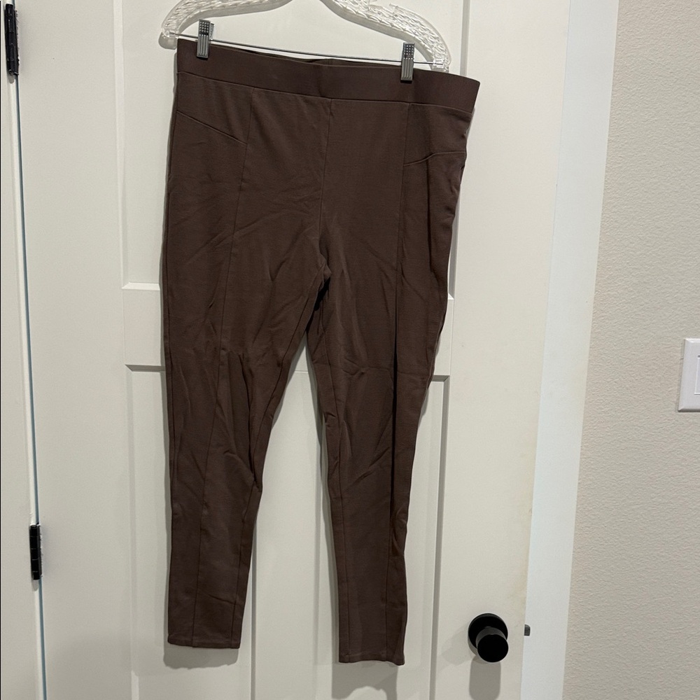 Chaus Brown Straight Leg Pants